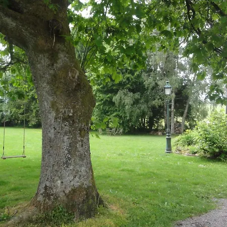 Peaceful In Transinne With Patio *