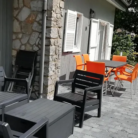 Chalet Peaceful Chalet In Transinne With Patio