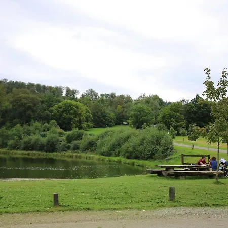 Peaceful In Transinne With Patio * Libin