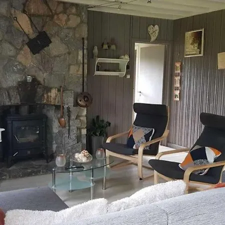 Peaceful Chalet In Transinne With Patio *
